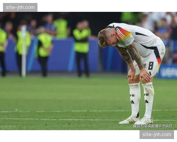 多家媒体确认,水晶宫边锋奥利斯已与拜仁慕尼黑达成夏季转会协议 多家媒体确认,水晶宫边锋奥利斯已与拜仁慕尼黑达成夏季转会协议