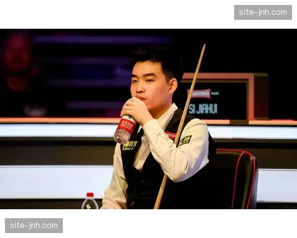 世界斯诺克巡回赛：中国选手斯佳辉首夺排名赛冠军