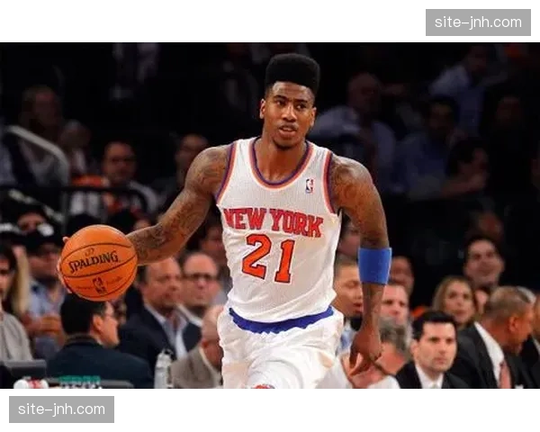 娜塔莎-克劳德恢复自由身，34岁防守核心下家未定